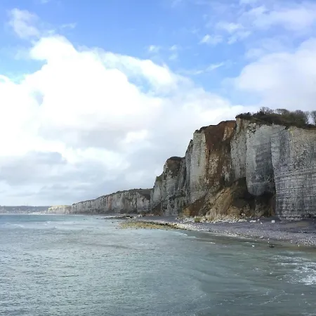 In Normandy Near The Sea Nyaraló *